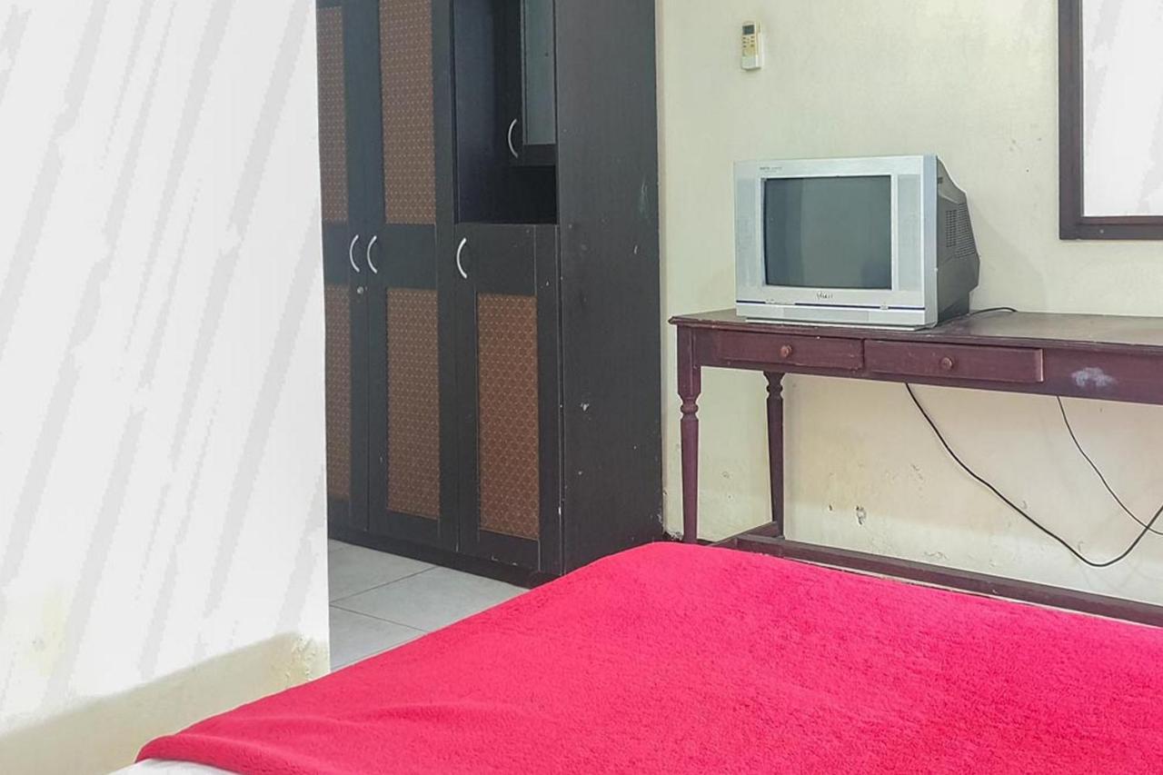 Hotel Lumajang Redpartner المظهر الخارجي الصورة